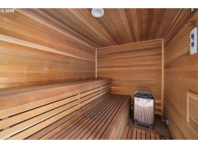 2021 Sw MAIN St 11, Portland, OR 97205