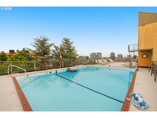 2021 Sw MAIN St 11, Portland, OR 97205