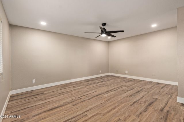 3829 W CARIBBEAN Lane, Phoenix, AZ 85053