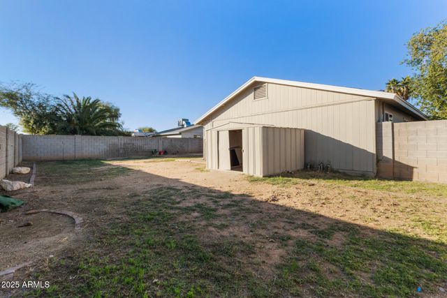 3829 W CARIBBEAN Lane, Phoenix, AZ 85053