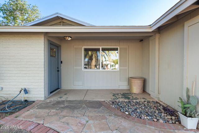 3829 W CARIBBEAN Lane, Phoenix, AZ 85053