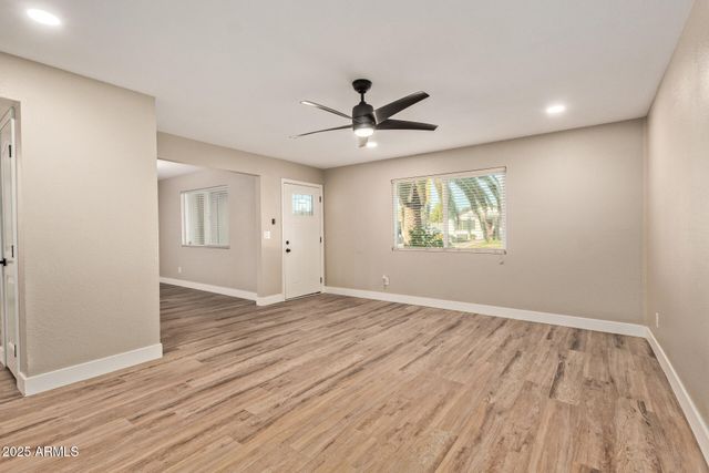 3829 W CARIBBEAN Lane, Phoenix, AZ 85053