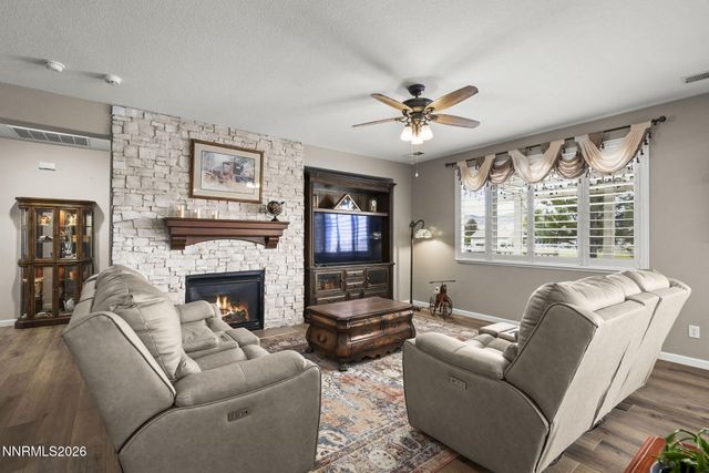 824 Ballybunion Drive, Dayton, NV 89403