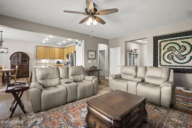 824 Ballybunion Drive, Dayton, NV 89403