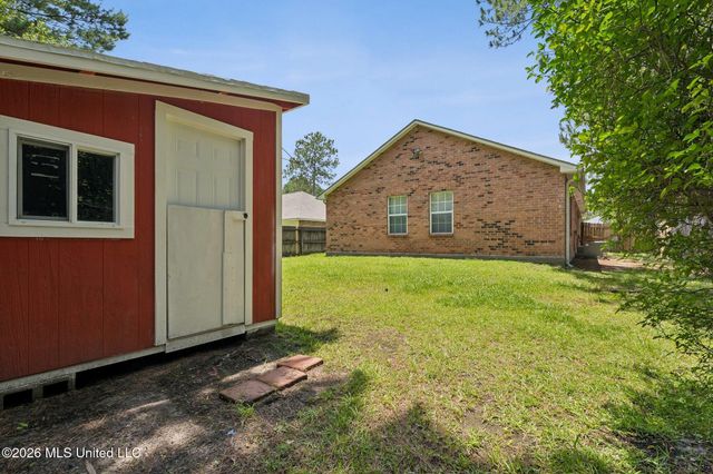 8204 Exchange Street, Gautier, MS 39553