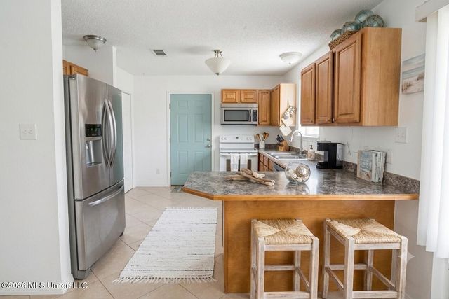 8204 Exchange Street, Gautier, MS 39553