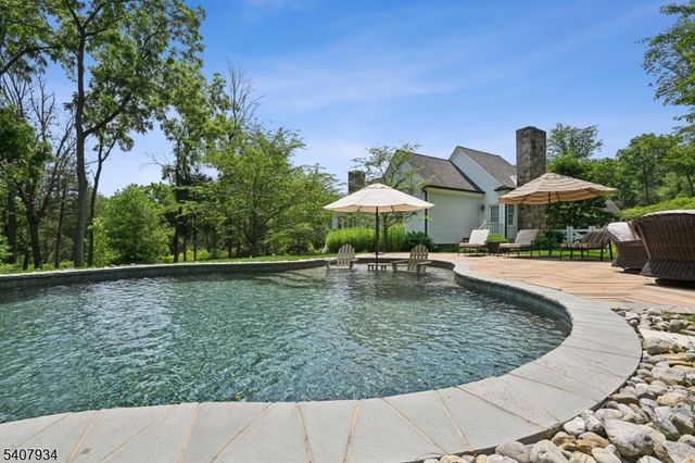 109 Mosle Road, Mendham Twp., NJ 07931