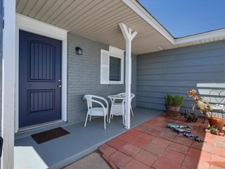 10 Windsor Court, Galveston, TX 77551