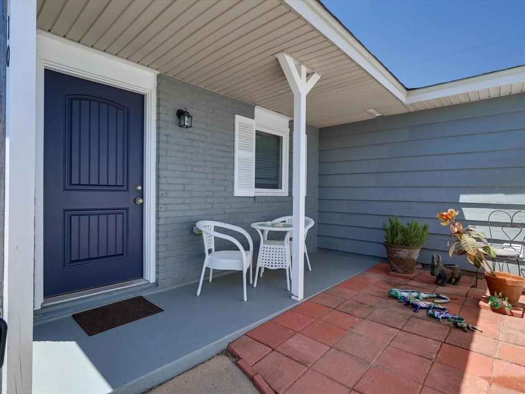 10 Windsor Court, Galveston, TX 77551