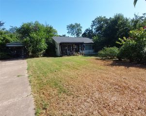 1425 W Shepherd Street, Denison, TX 75020