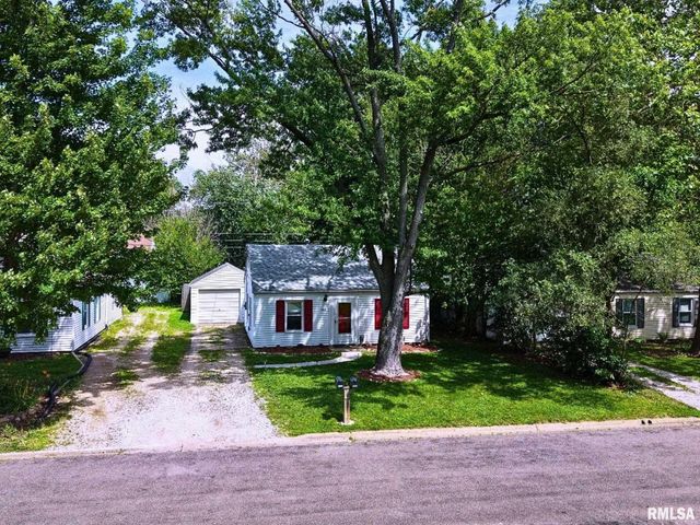 4924 N OGDEN Avenue, Peoria Heights, IL 61616