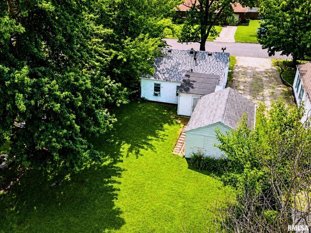 4924 N OGDEN Avenue, Peoria Heights, IL 61616