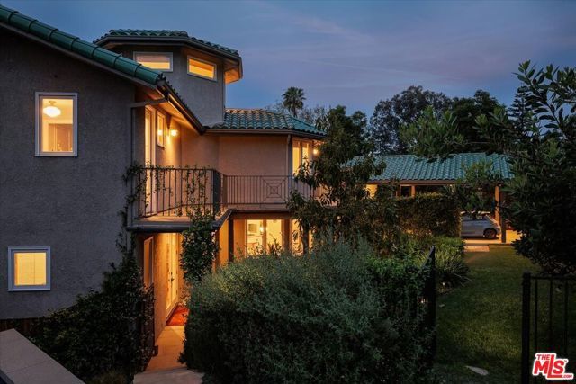 804 Mount Washington Drive, Los Angeles, CA 90065