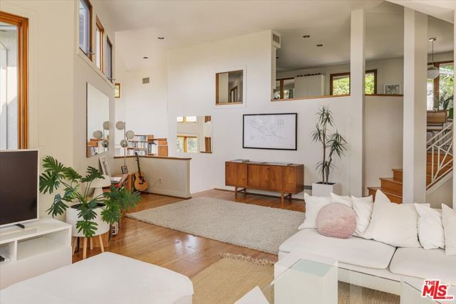 804 Mount Washington Drive, Los Angeles, CA 90065