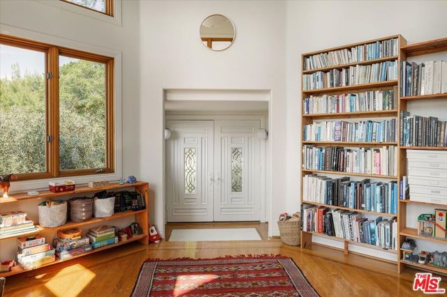 804 Mount Washington Drive, Los Angeles, CA 90065