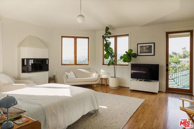 804 Mount Washington Drive, Los Angeles, CA 90065