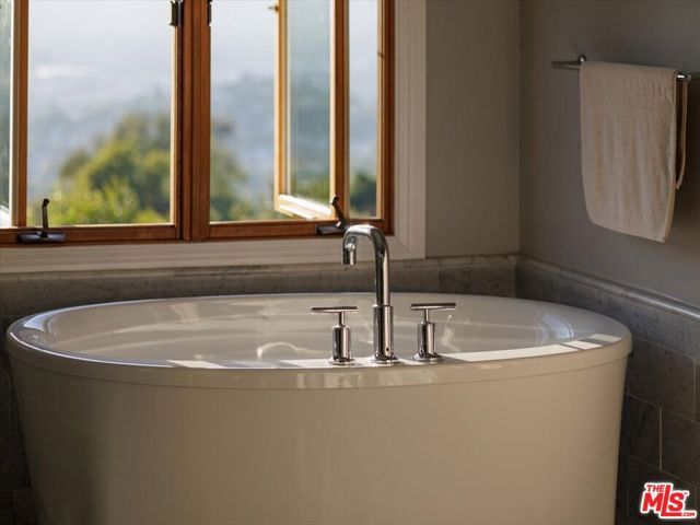 804 Mount Washington Drive, Los Angeles, CA 90065