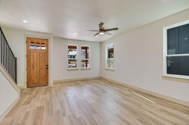 70 DEER RIDGE RD, Wimberley, TX 78676