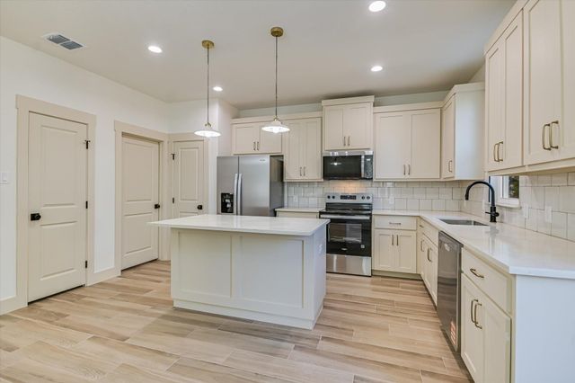 70 DEER RIDGE RD, Wimberley, TX 78676