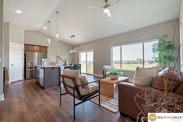 7621 Vera Drive, Lincoln, NE 68516