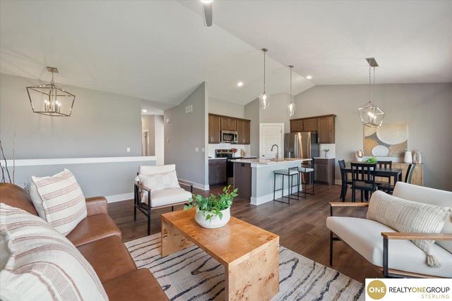 7621 Vera Drive, Lincoln, NE 68516