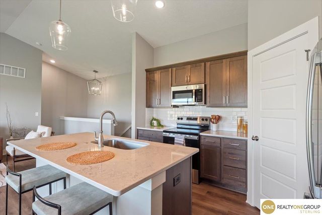 7621 Vera Drive, Lincoln, NE 68516