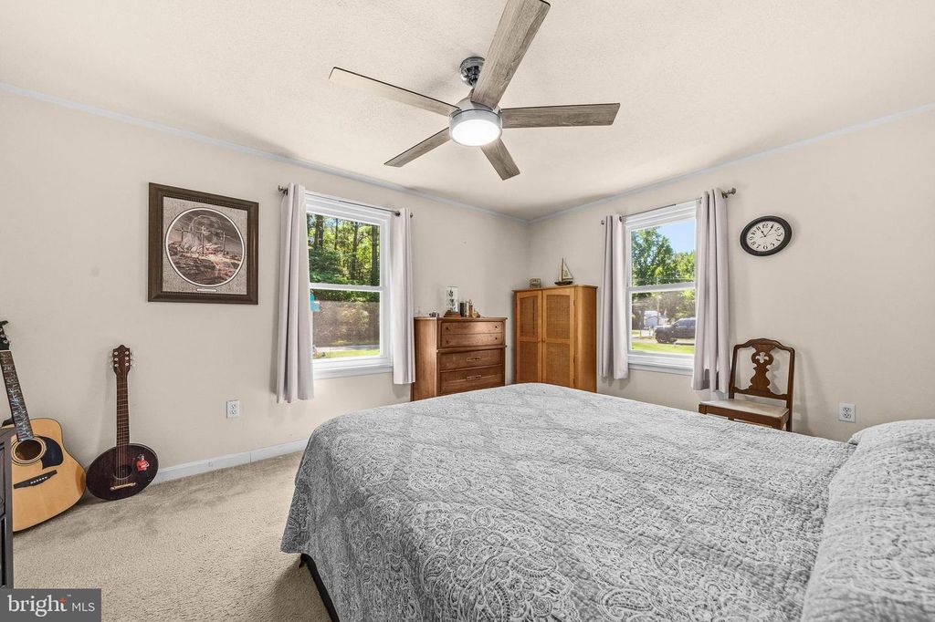 Image 14 of property listing at 30178 SHOREVIEW DR, Mechanicsville, MD 20659