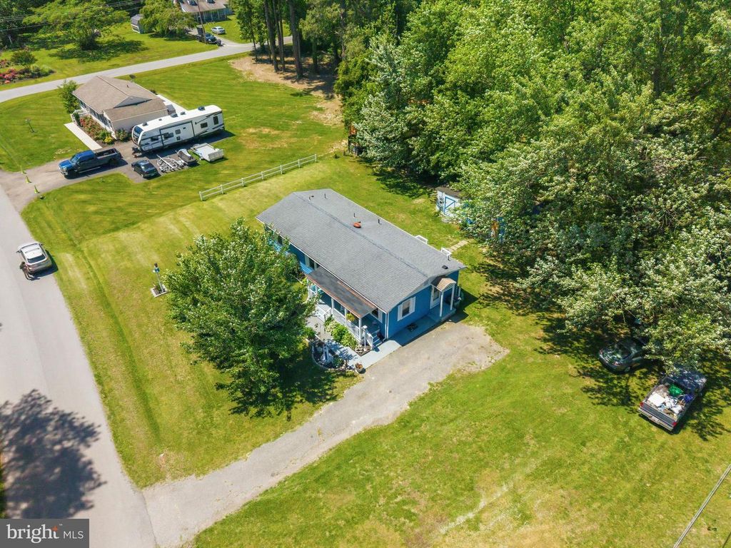 Image 42 of property listing at 30178 SHOREVIEW DR, Mechanicsville, MD 20659