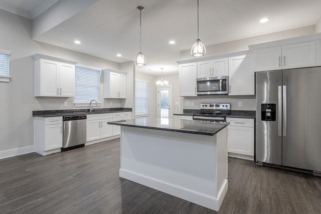 8209 Double Eagle Court, Ooltewah, TN 37363