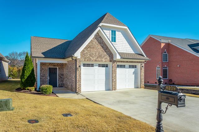 8209 Double Eagle Court, Ooltewah, TN 37363