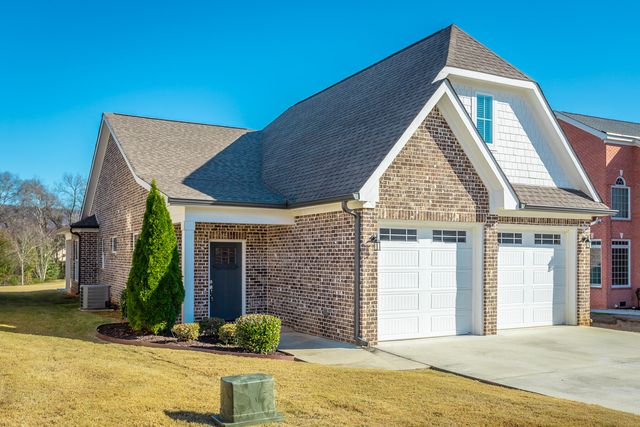 8209 Double Eagle Court, Ooltewah, TN 37363