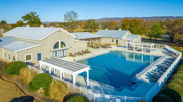 8209 Double Eagle Court, Ooltewah, TN 37363