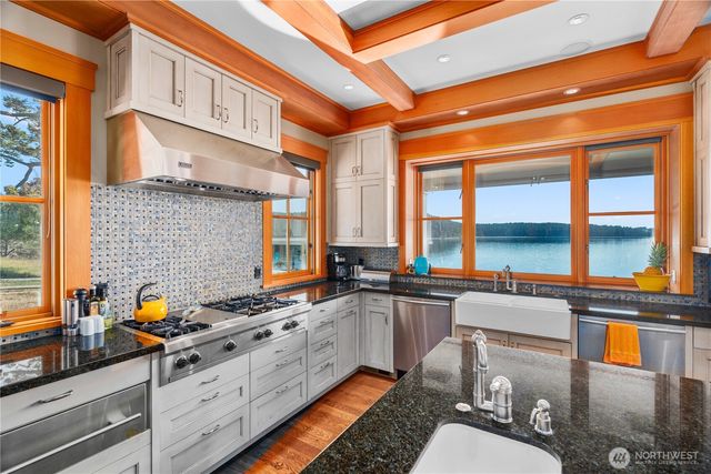 745 Cape Drive, Friday Harbor, WA 98250