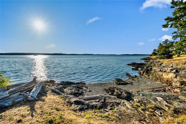 745 Cape Drive, Friday Harbor, WA 98250