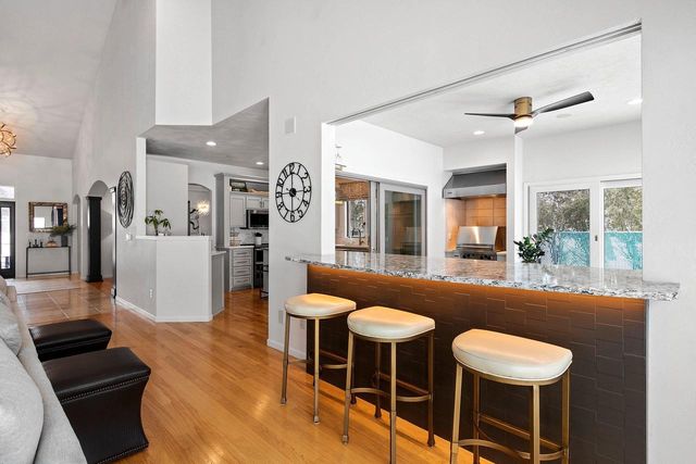 957 BRIGHTON DRIVE, Menasha, WI 54952