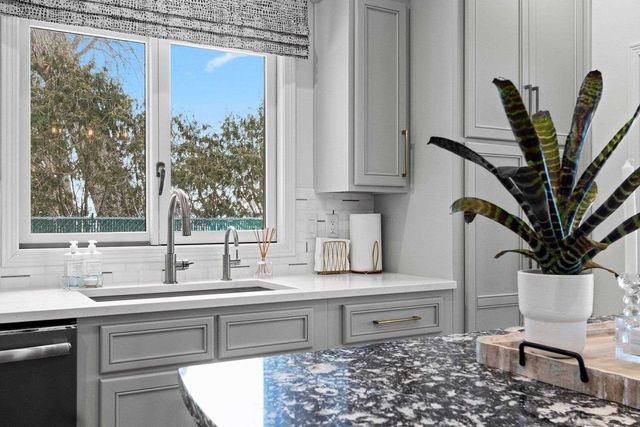 957 BRIGHTON DRIVE, Menasha, WI 54952