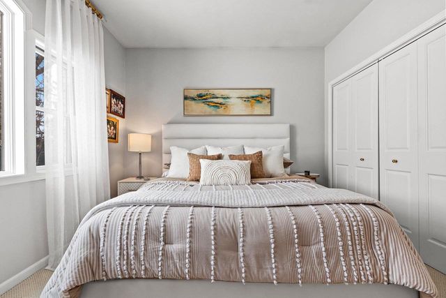 957 BRIGHTON DRIVE, Menasha, WI 54952