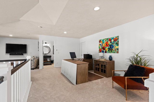 957 BRIGHTON DRIVE, Menasha, WI 54952