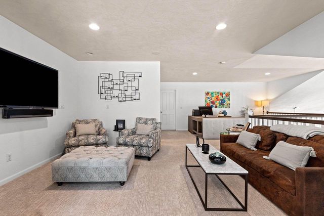 957 BRIGHTON DRIVE, Menasha, WI 54952