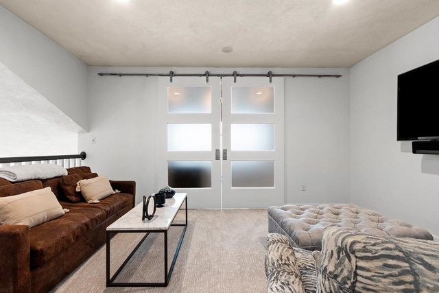 957 BRIGHTON DRIVE, Menasha, WI 54952