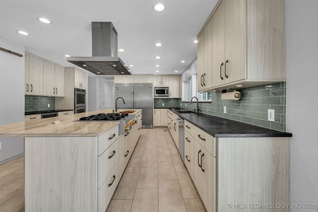 9417 S Gary Avenue, Tulsa, OK 74137