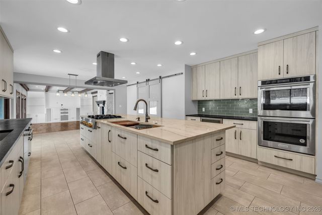 9417 S Gary Avenue, Tulsa, OK 74137