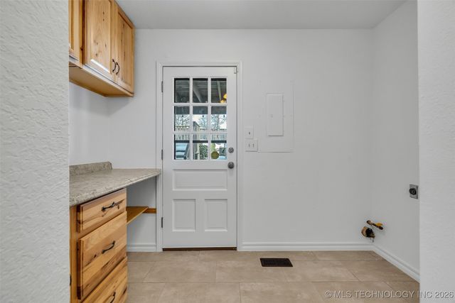 9417 S Gary Avenue, Tulsa, OK 74137