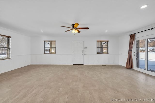 9417 S Gary Avenue, Tulsa, OK 74137