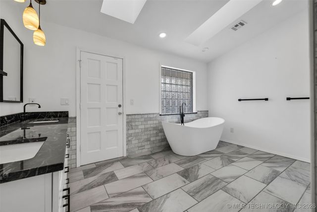 9417 S Gary Avenue, Tulsa, OK 74137