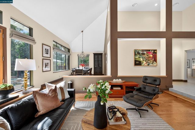 1219 Whispering Oaks Dr, Danville, CA 94506