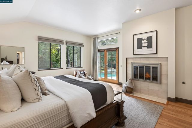 1219 Whispering Oaks Dr, Danville, CA 94506