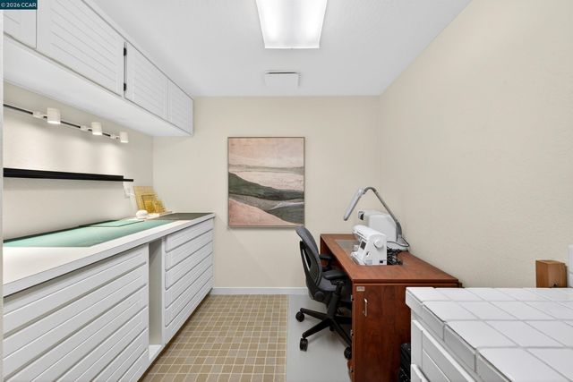 1219 Whispering Oaks Dr, Danville, CA 94506