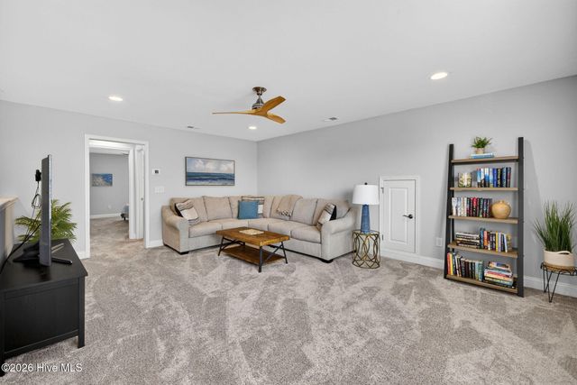 858 Broomsedge Terrace, Wilmington, NC 28412