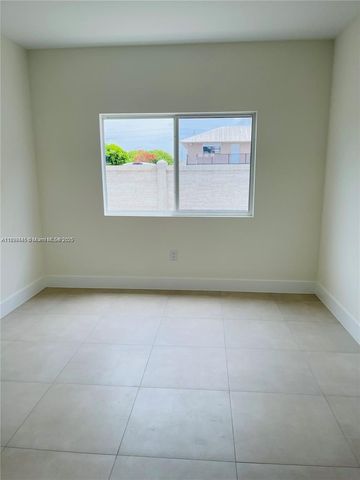310 E 7th St 202-204, Hialeah, FL 33010